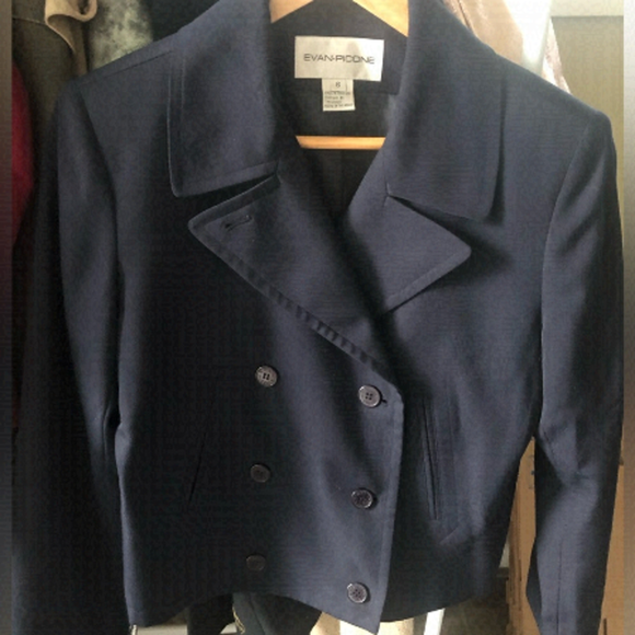 Evan Picone Jackets & Blazers - EVAN PICONE Wool Blend Blazer, Cropped Trench Coat Vibes